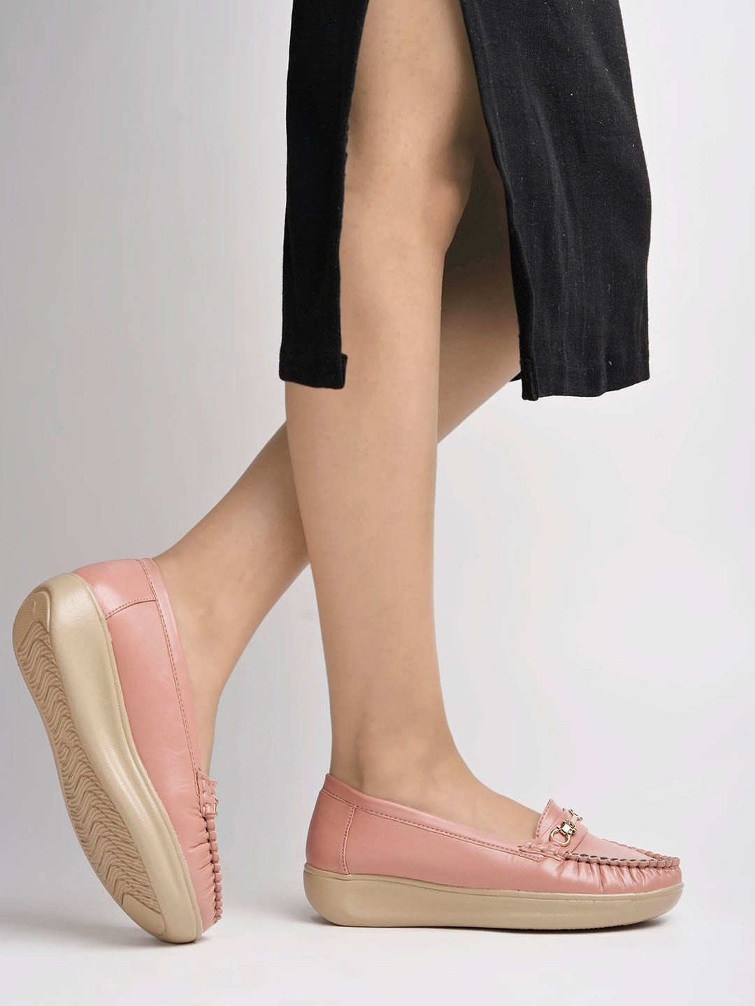 Shoetopia Girls Round Toe Heeled Loafers