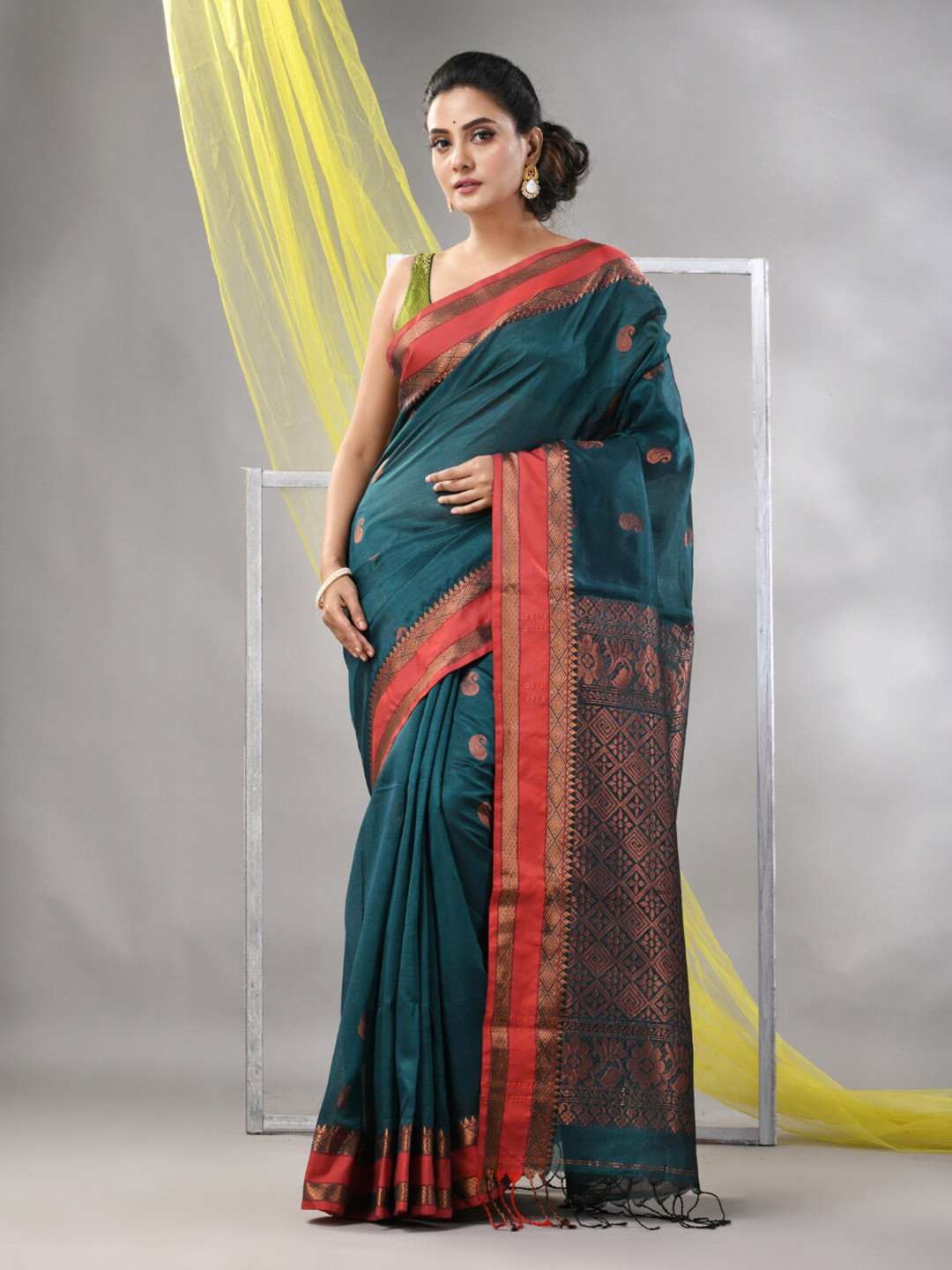 Charukriti Woven Design Zari  Matka Saree