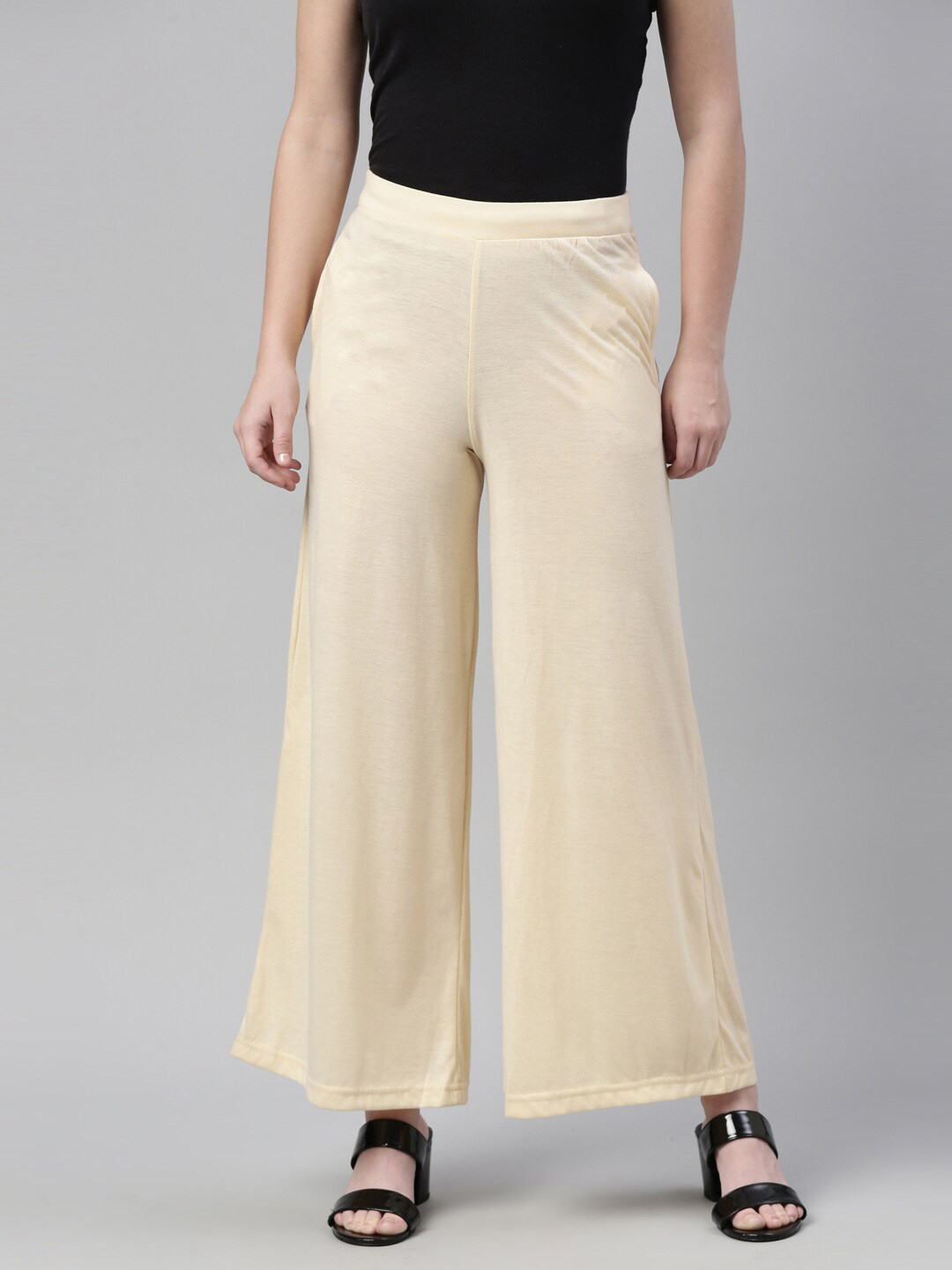 Souchii Women Knitted Straight Palazzos