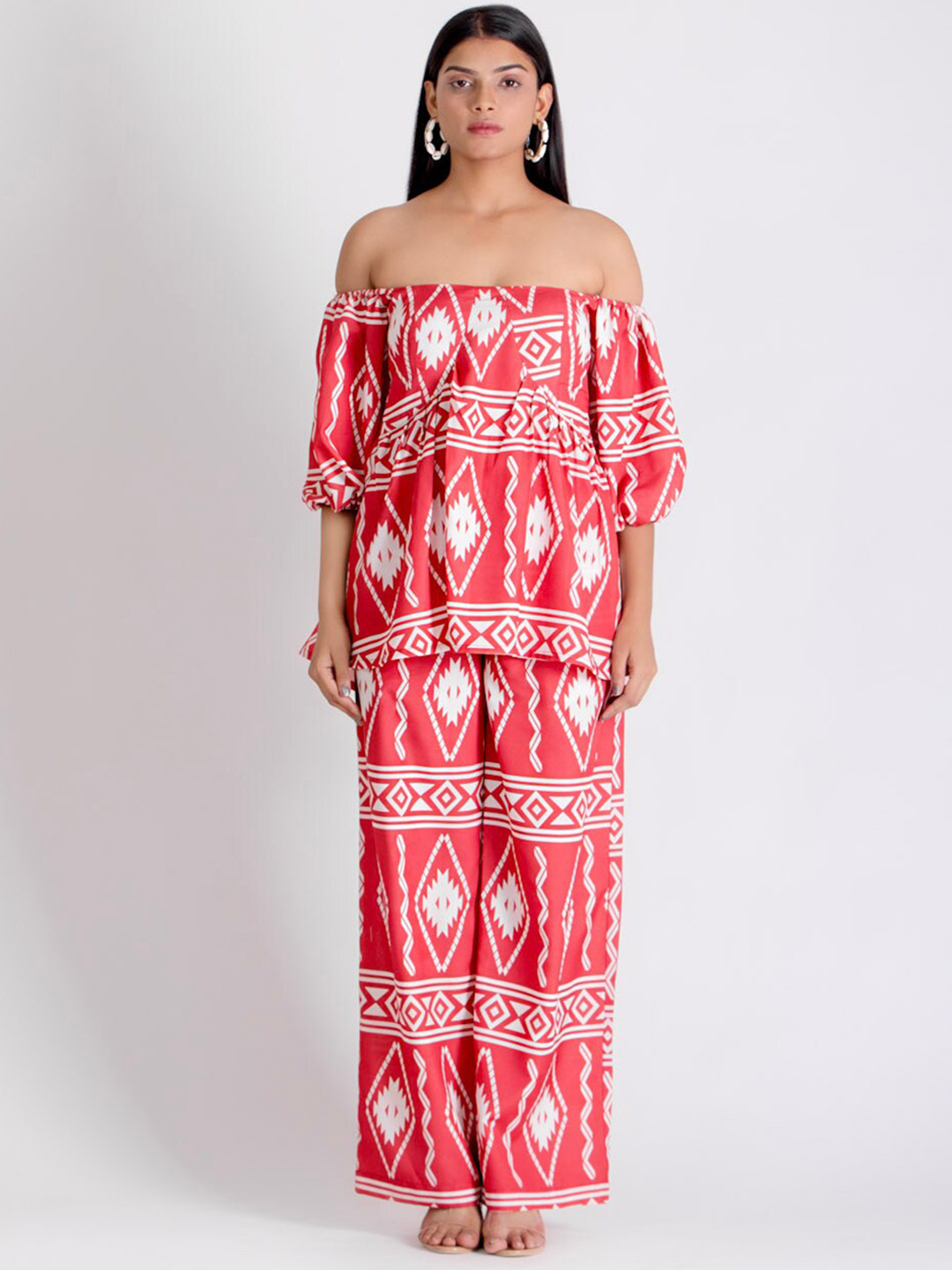 Bee Boe Geometric Printed Off-Shoulder Casual Top With Trousers