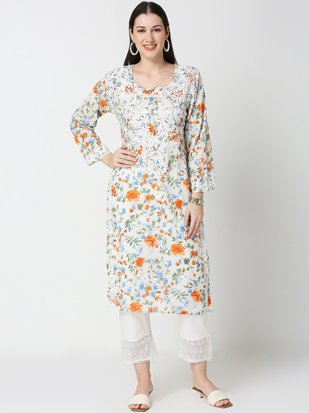 Indiankala4u Floral Chikankari Hand Embroidered Thread Work Straight Kurta