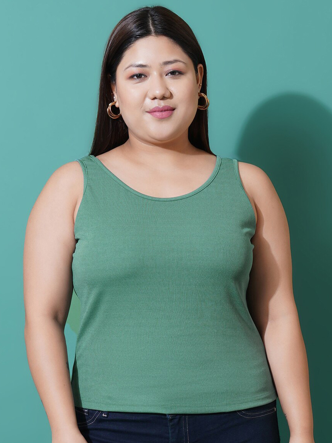 U&F Beyond Plus Size Round Neck Sleeveless Tank Top