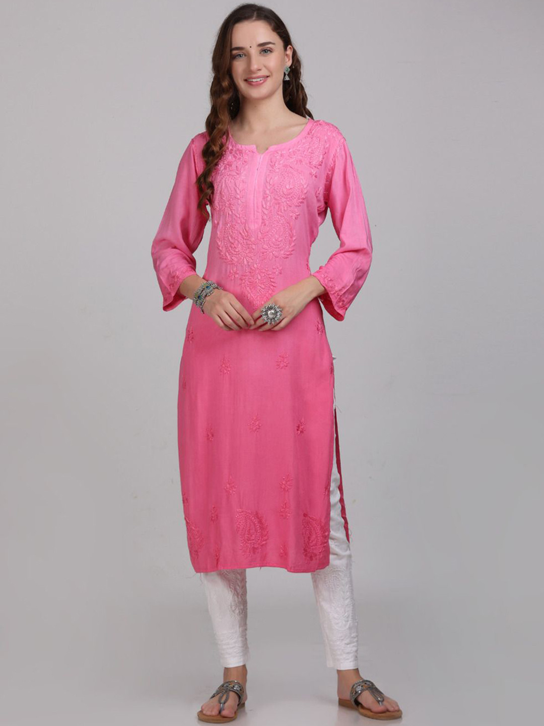 KHAKA Ethnic Motifs Embroidered Roun Neck Chikankari Straight Kurta with Trousers