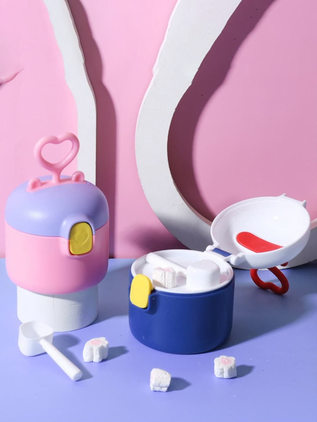 Guchigu Portable Blue Plastic Dishwasher Safe Push Button Canister