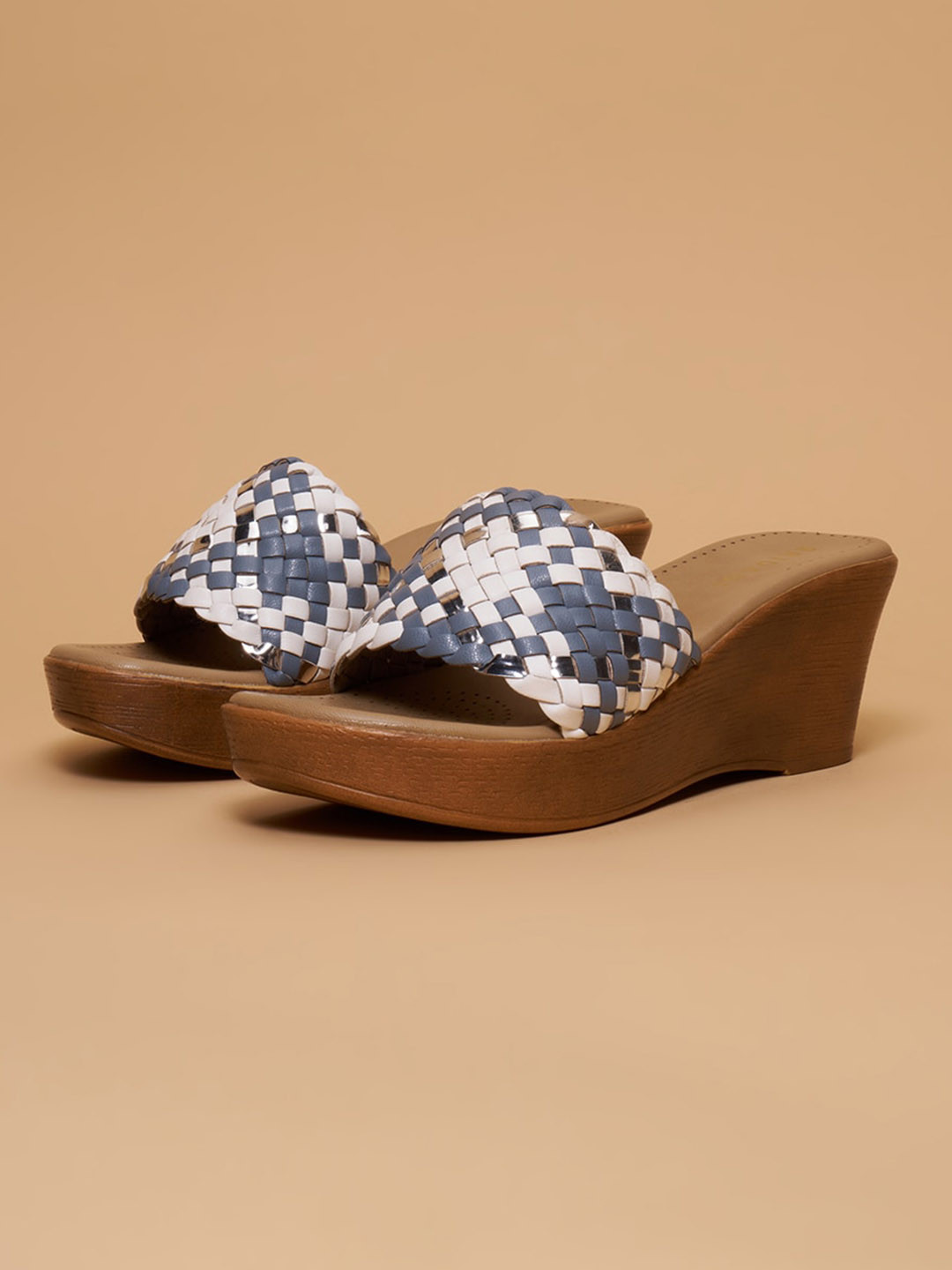 ERIDANI Aive Woven Wedges