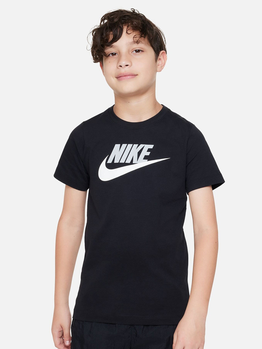 Nike Sportswear Older Kids' (Boys') T-Shirt