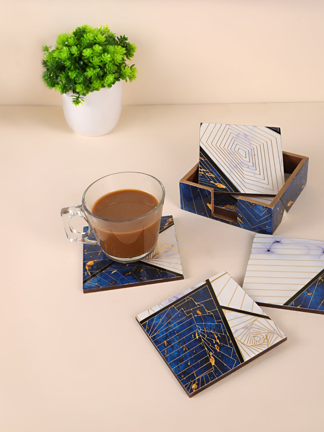 THE HOME CO. Blue & White 6 Pieces Printed Wooden Coasters