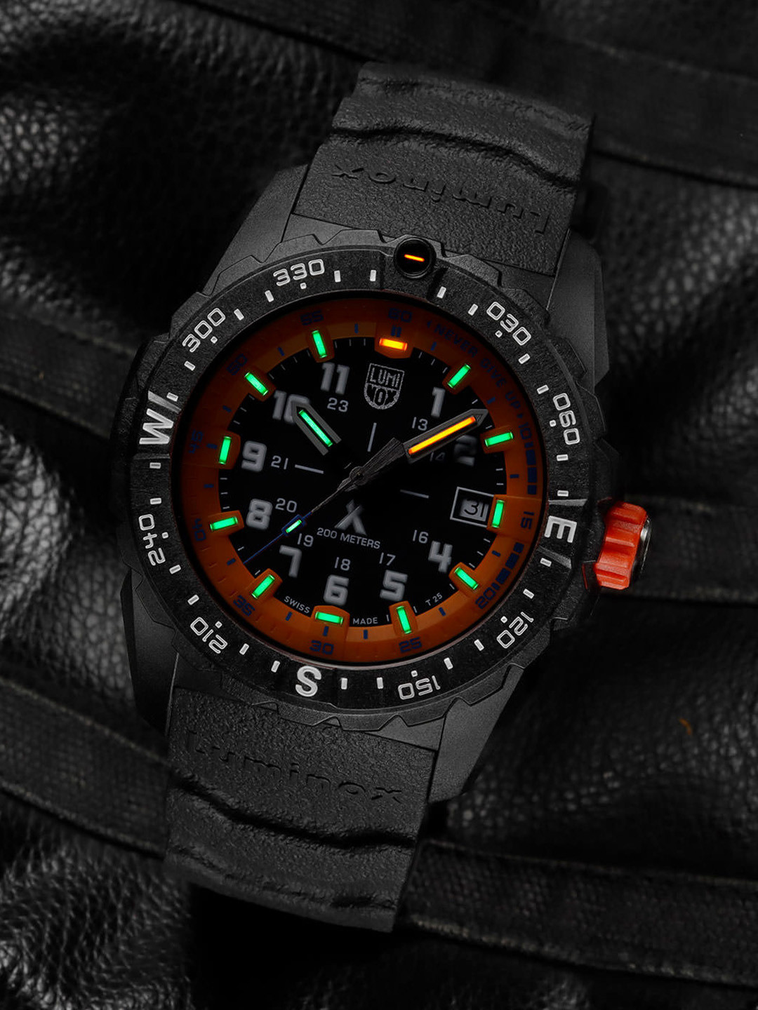 Luminox Men Dial & Straps Analogue Watch XB.3739