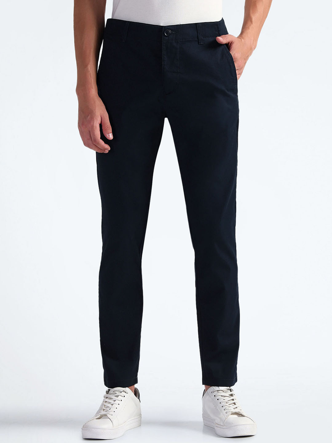 Flying Machine Men Clean Look Dark Shade No Fade Tapered Fit Stretchable Jeans