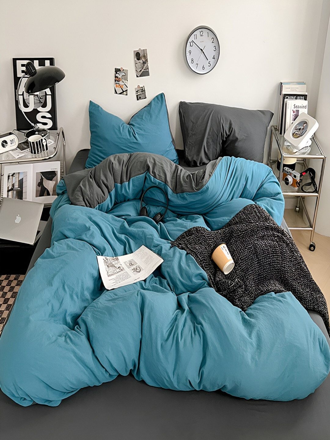 JC HOME Grey & Blue 4 Pieces Double Queen Regular Quilt Bedsheet & Pillow Covers