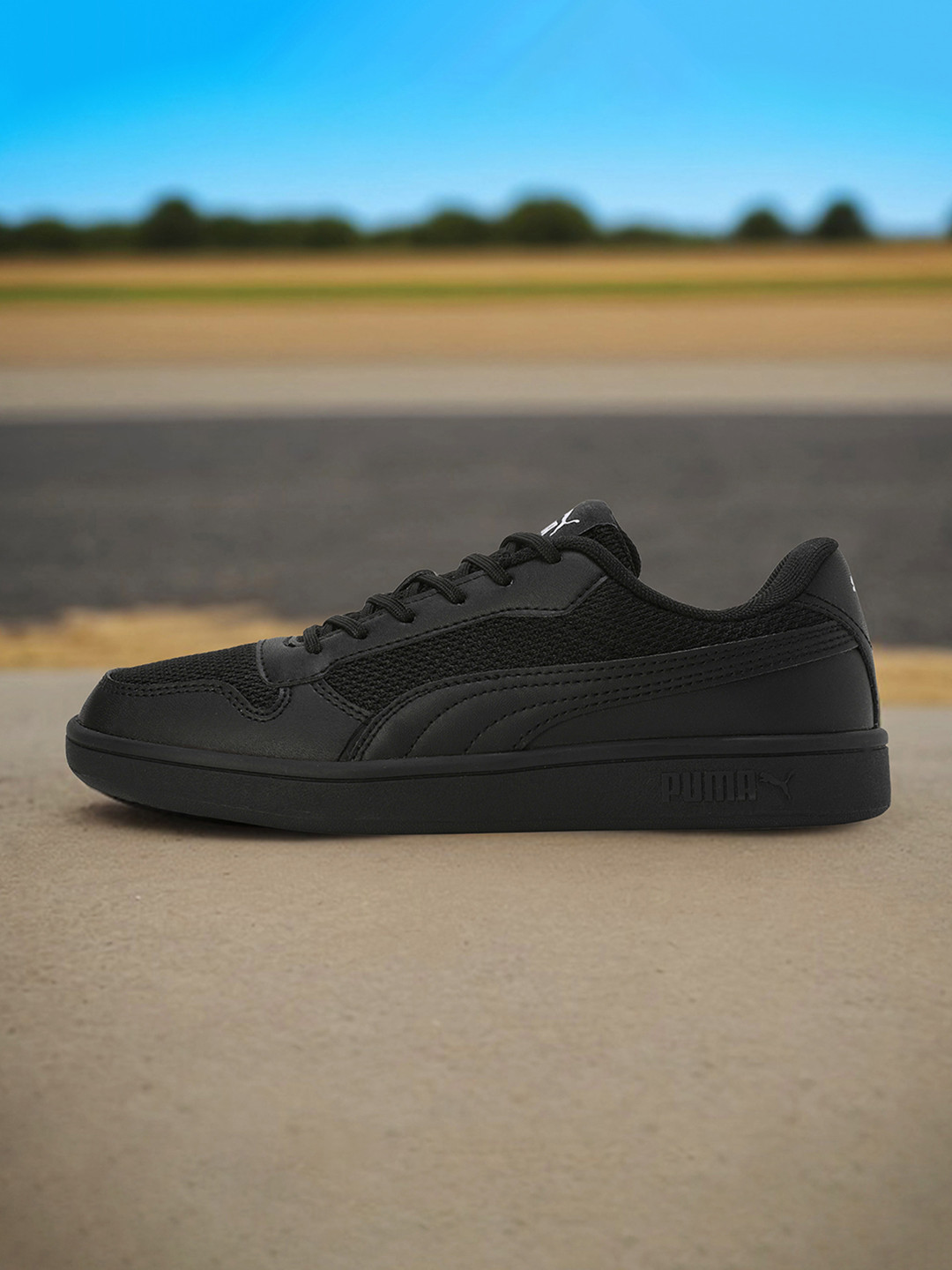 Puma Kids Smash Soft Cushioning Youth School Shoes