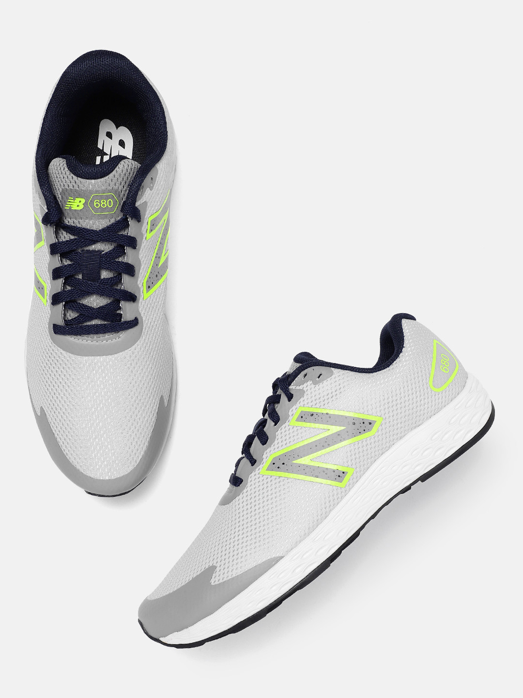 New Balance Men 680v7 Running Shoes