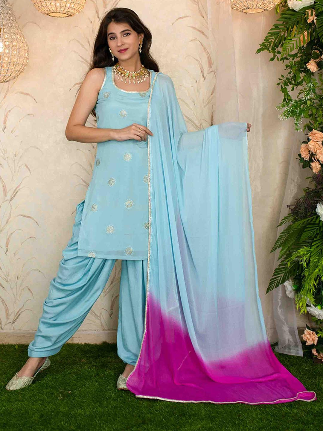 Label Shaurya Sanadhya Ethnic Motifs Round Neck Sleeveless Kurti Set