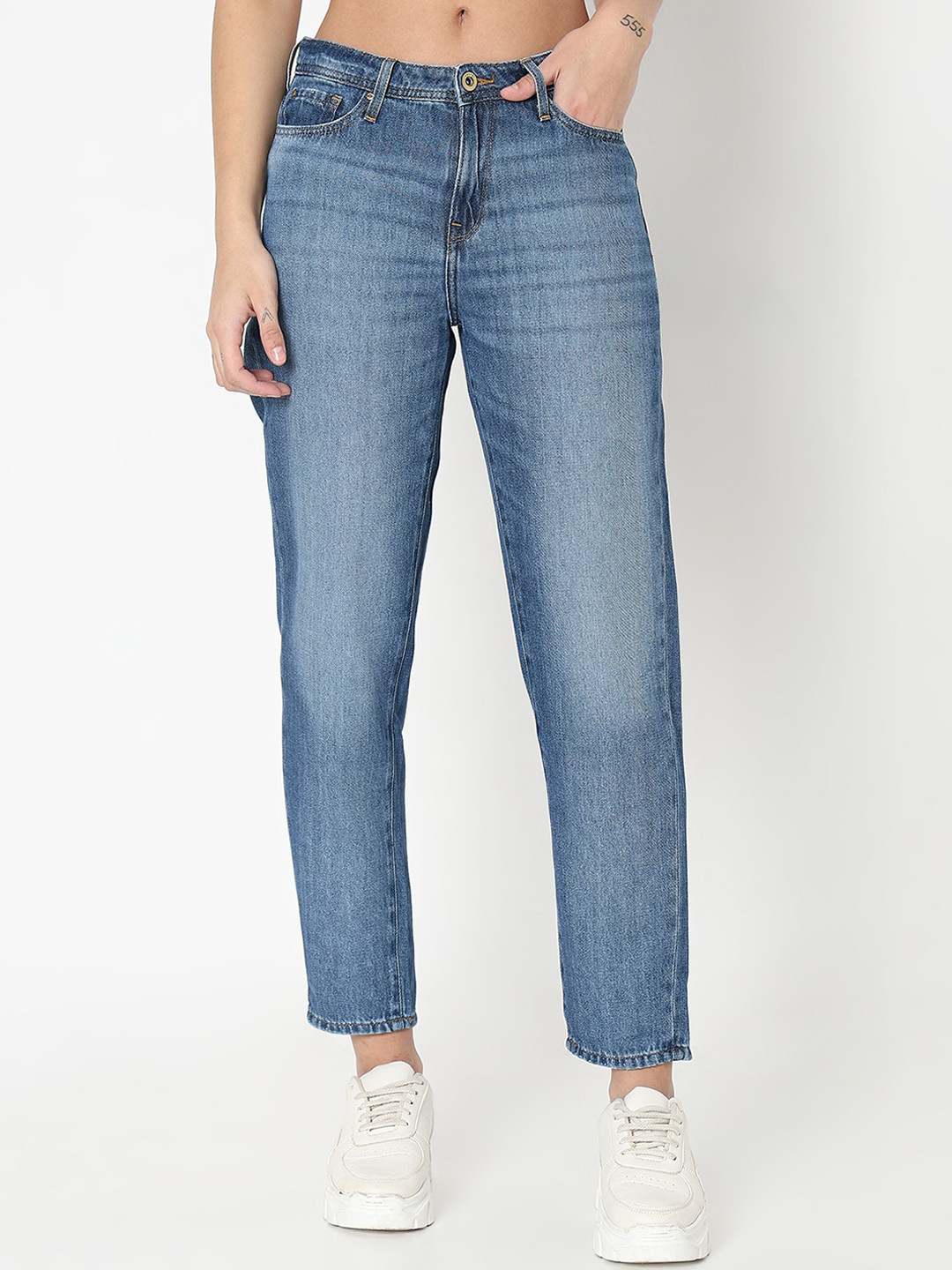 SPYKAR Women Loose Light Fade Clean Look Mom Fit Jeans