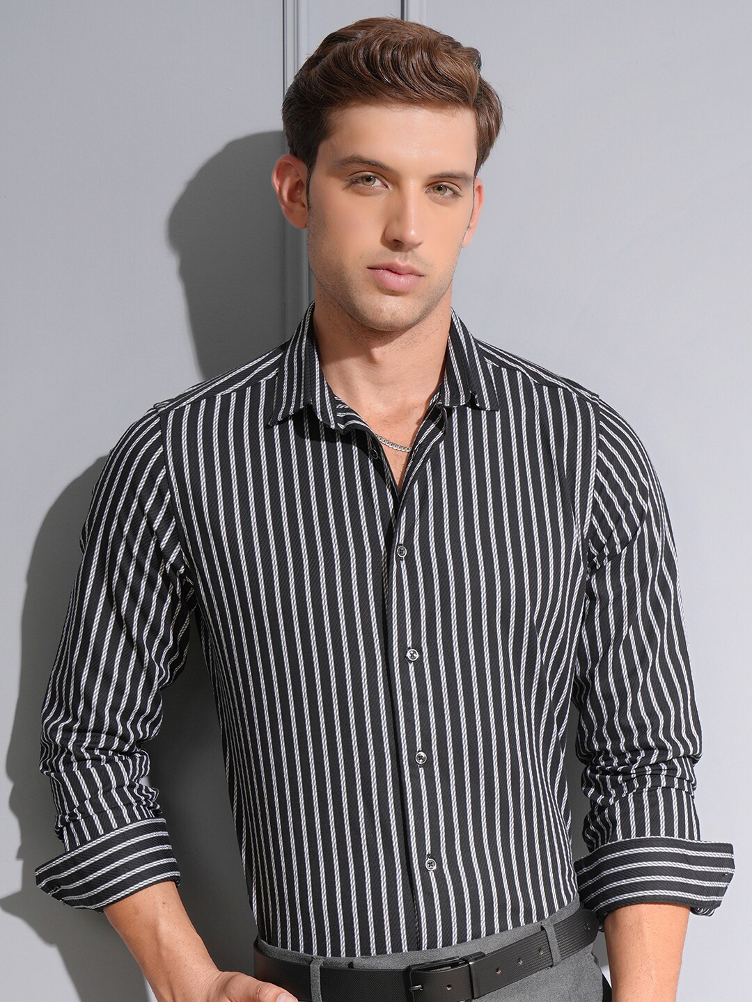 LOCOMOTIVE Premium Men Dobby Textured Occasion Shirt