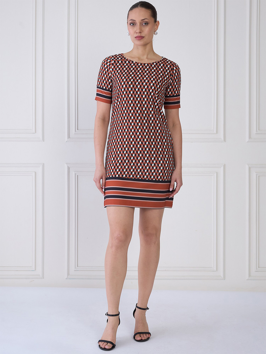 SALT ATTIRE Geometric Printed Round Neck Short Sleeves Sheath Dress