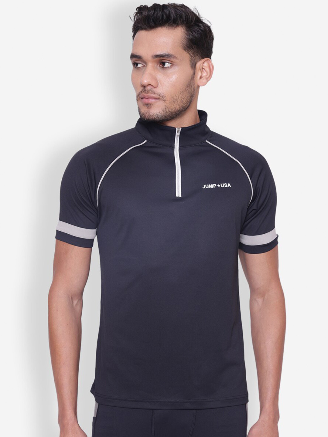 JUMP USA High Neck Extended Sleeves T-shirt