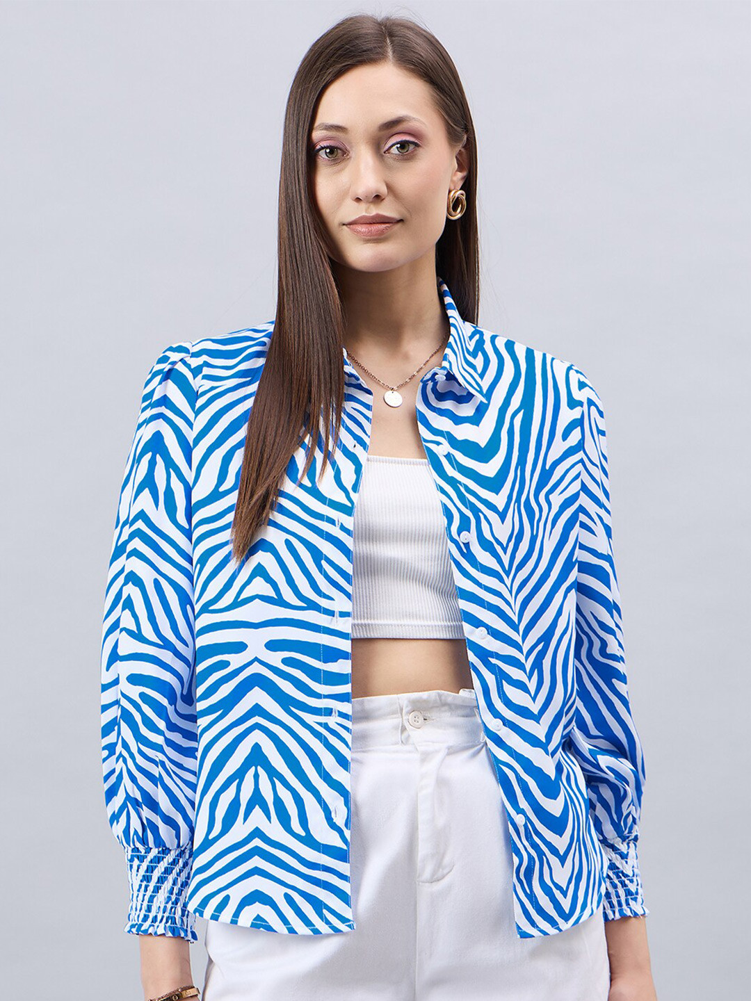 Style Quotient Blue Smart Abstract Printed Casual Shirt