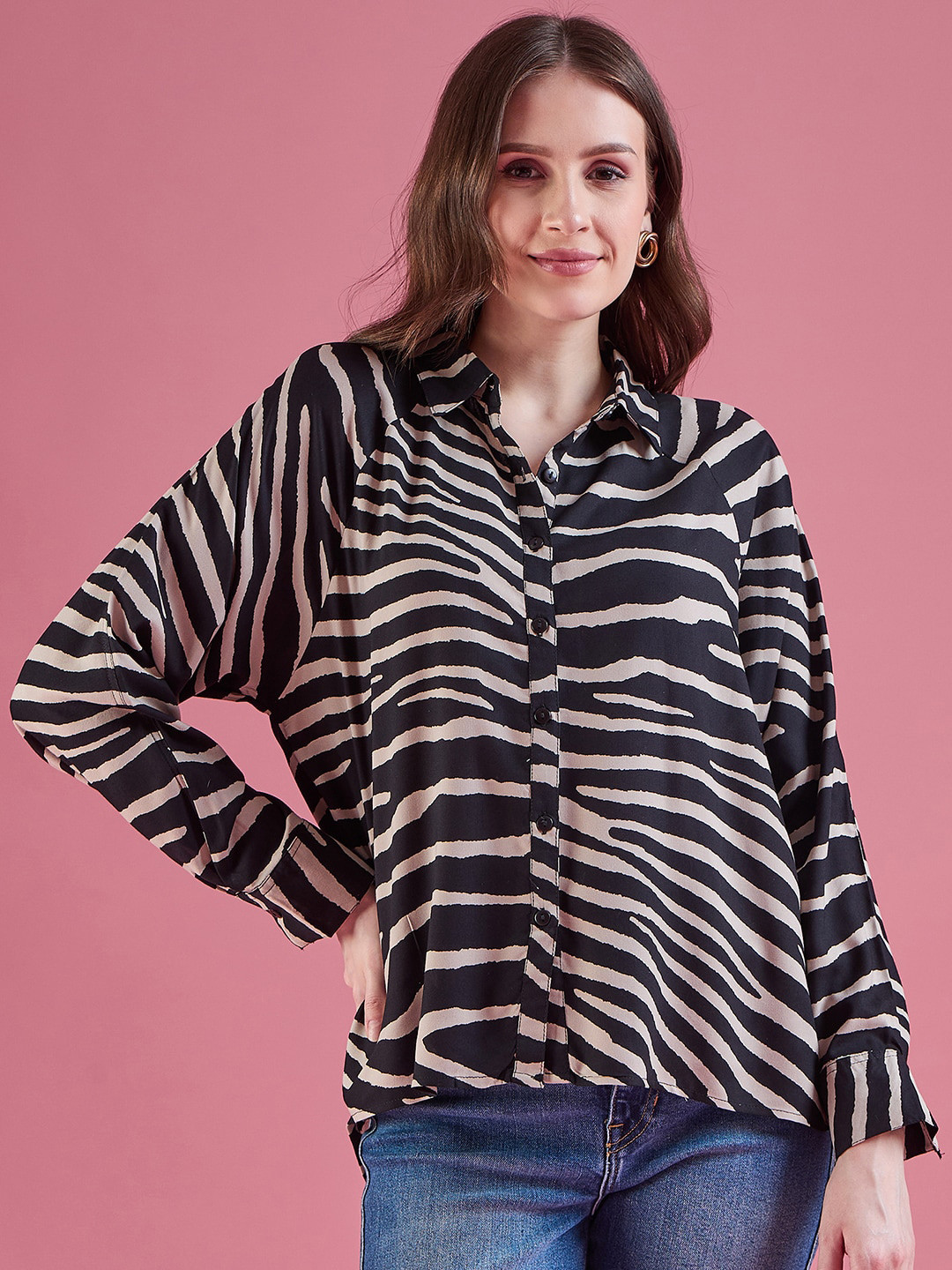 DressBerry Black Classic Animal Print Casual Shirt