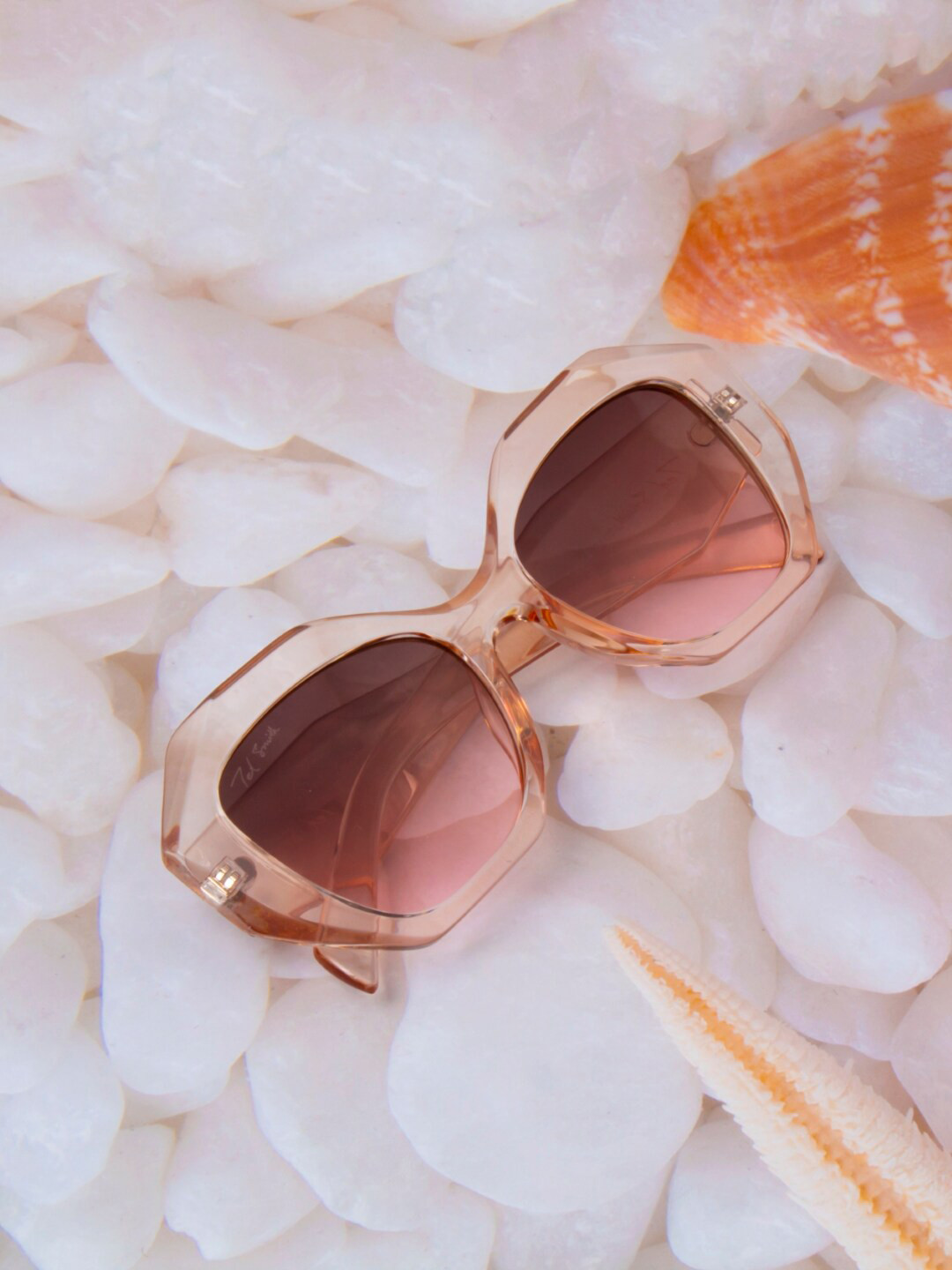 Ted Smith Unisex Cateye Sunglasses with UV Protected Lens TS-LOUVRE_C8