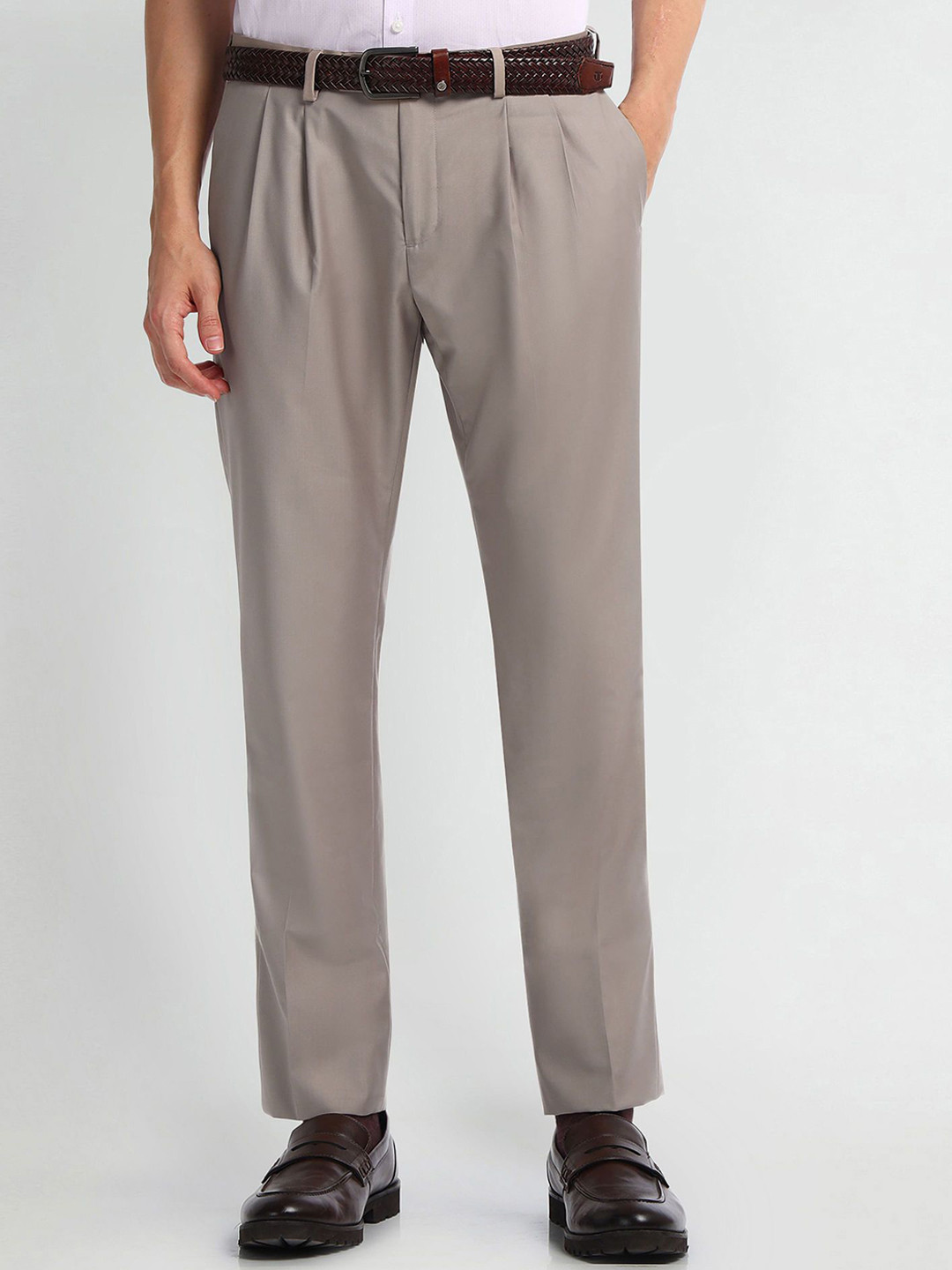 Arrow Men Mid-Rise Zip Pleated Slim Fit Formal Trouser