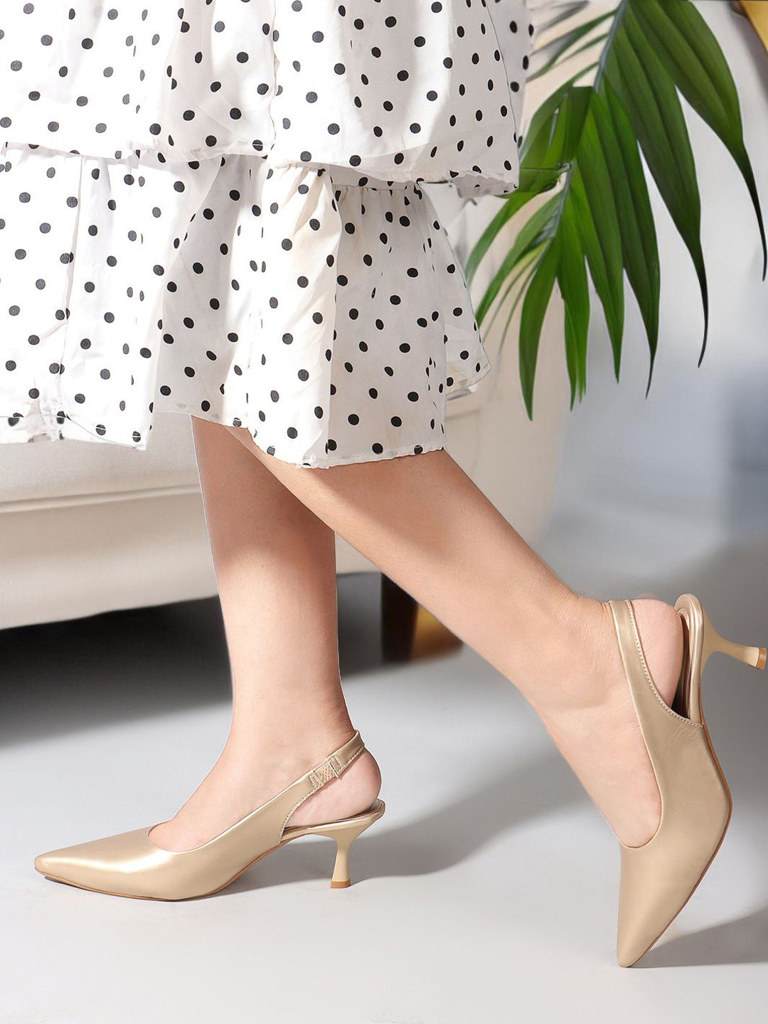 Carlton London Pointed Toe Heels