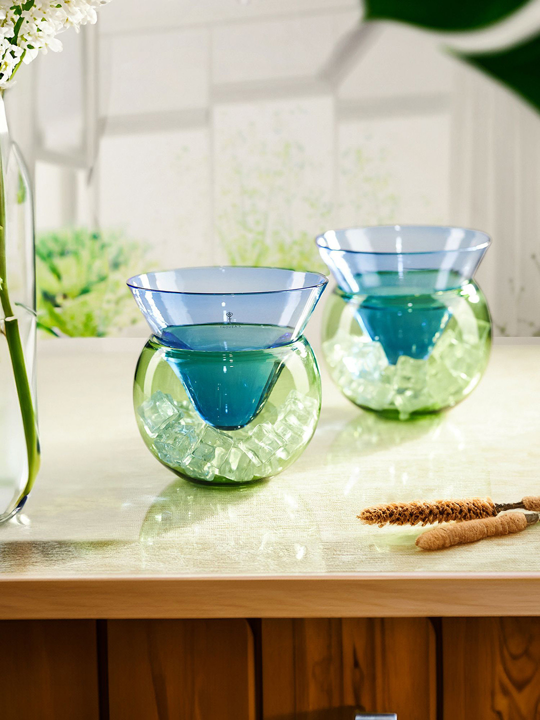Troveas 2-Pcs Green & Blue Cocktail Glasses With Ice Chiller-190 ml Each