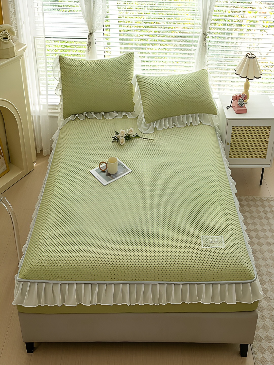 JC HOME Green Self Design Polycotton 160 TC Fitted King Bedsheet with 2 Pillow Covers-79 x 87 inches