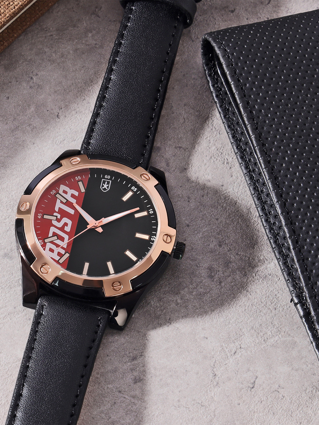 The Roadster Lifestyle Co Men Analog Leather Wrist Watch RDM002E