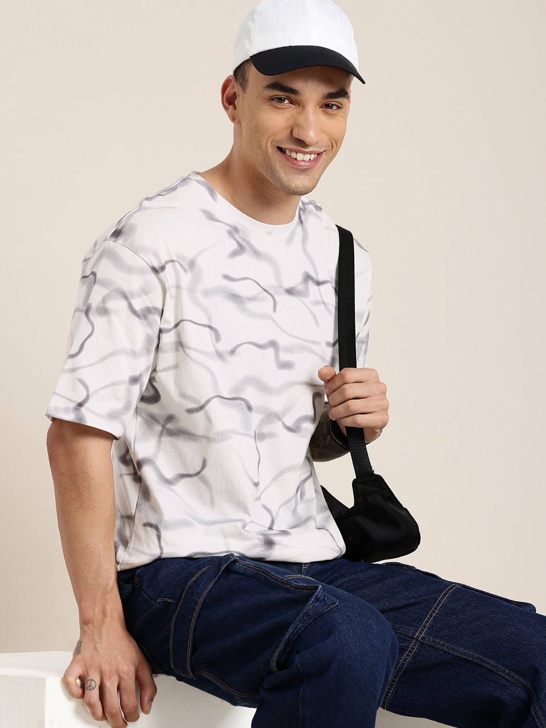 HERE&NOW Smudged Pattern Printed Drop-Shoulder Sleeves Oversized Pure Cotton T-shirt