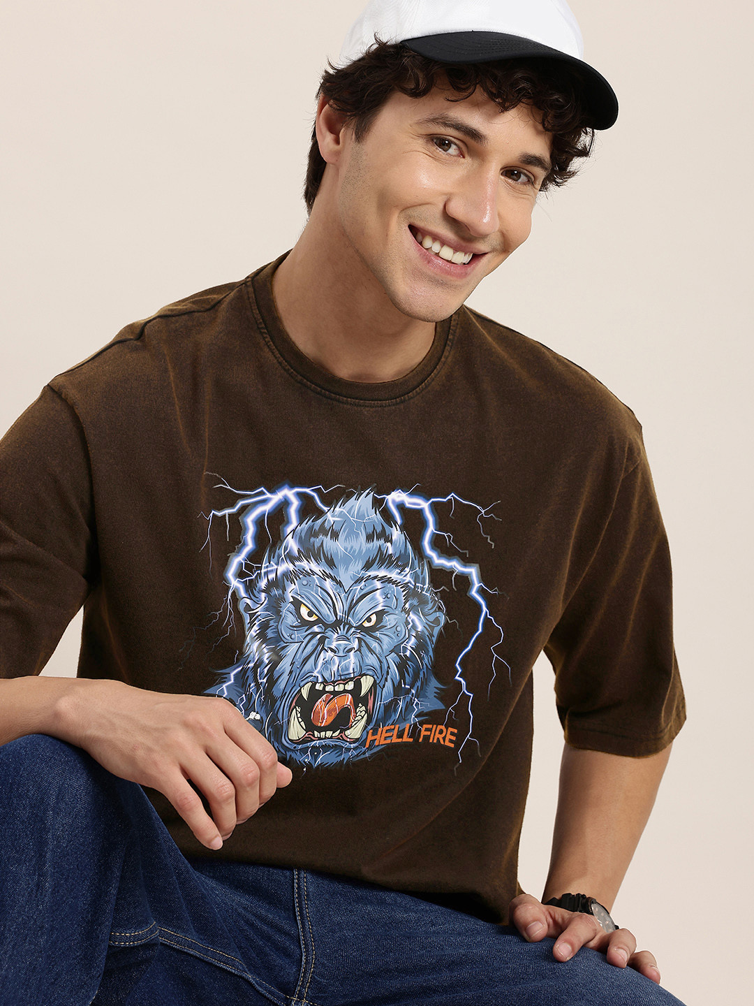 HERE&NOW Gritty Character Graphic Printed Drop-Shoulder Sleeves Pure Cotton Casual T-shirt