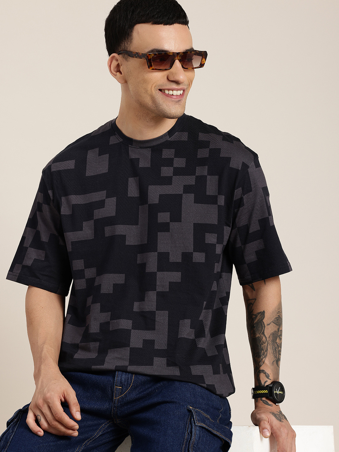 HERE&NOW Pixel Byte Printed Drop-Shoulder Sleeves Oversized Pure Cotton T-shirt