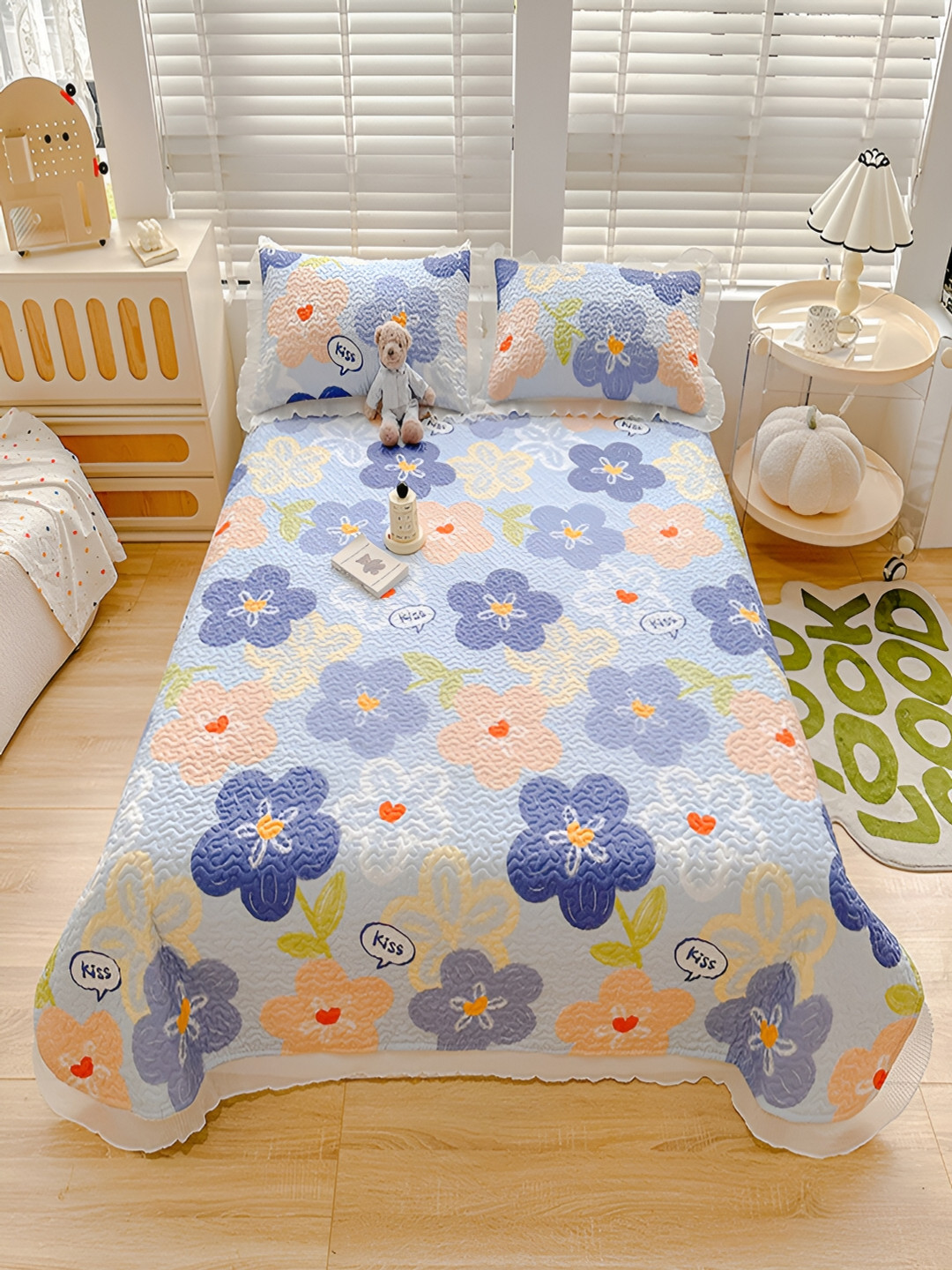 JC HOME White & Cobalt Blue Printed 128TC Double King Bed Cover With 2 Pillow Covers