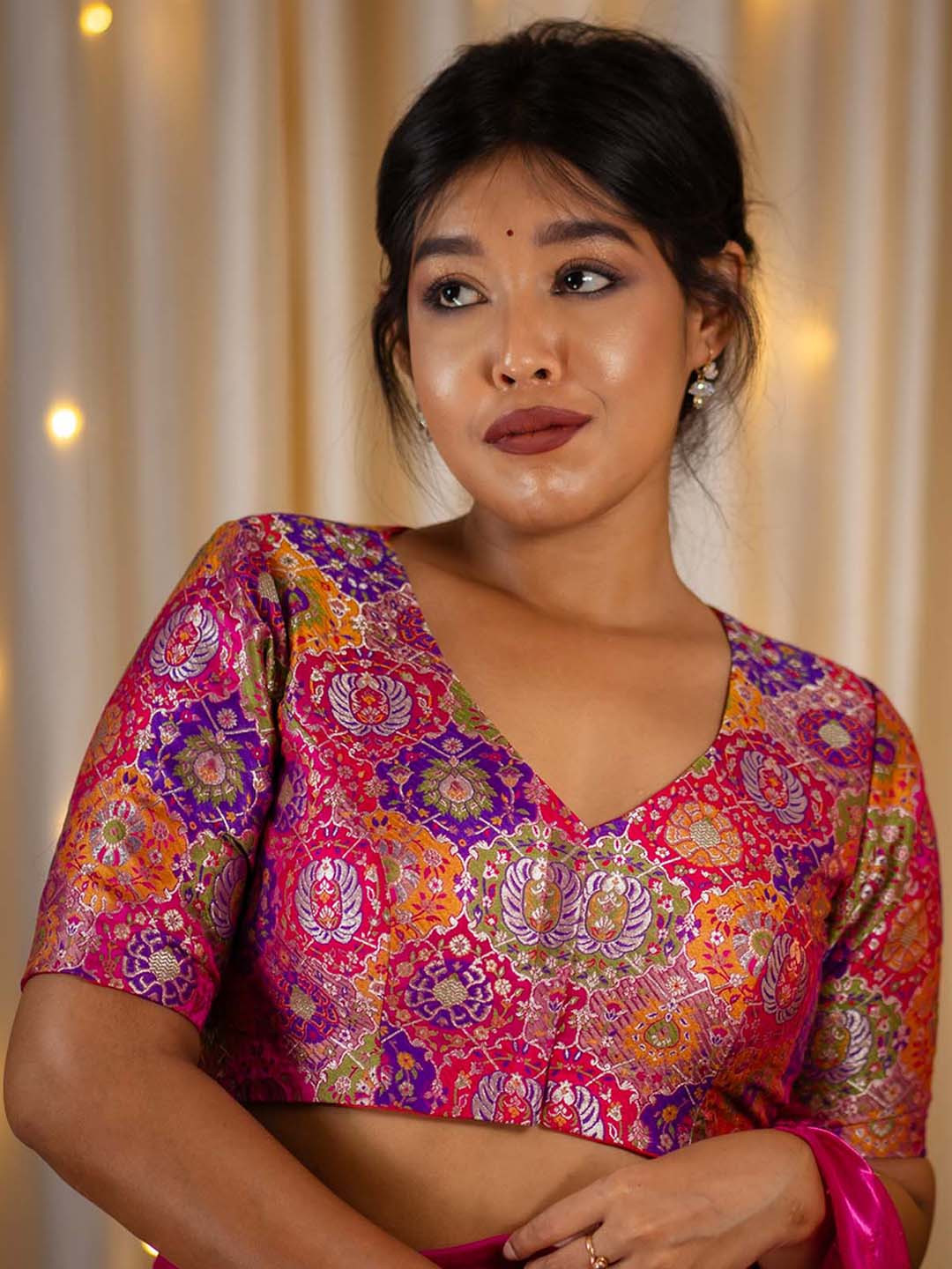 I LOVE SAREES Woven Design V-Neck Three Quarter Sleeve  Saree Blouse