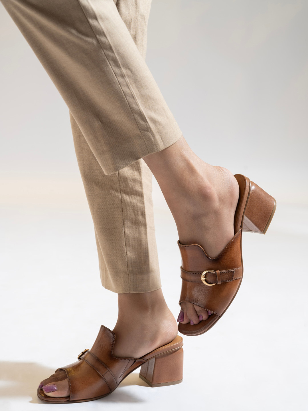 MIORAH Splendor Leather Round Toe Comfortable Regular Block Heels