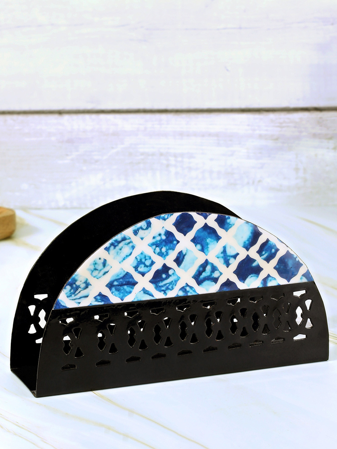 THE HOME CO. Black & Blue Printed Iron Tissue Holder