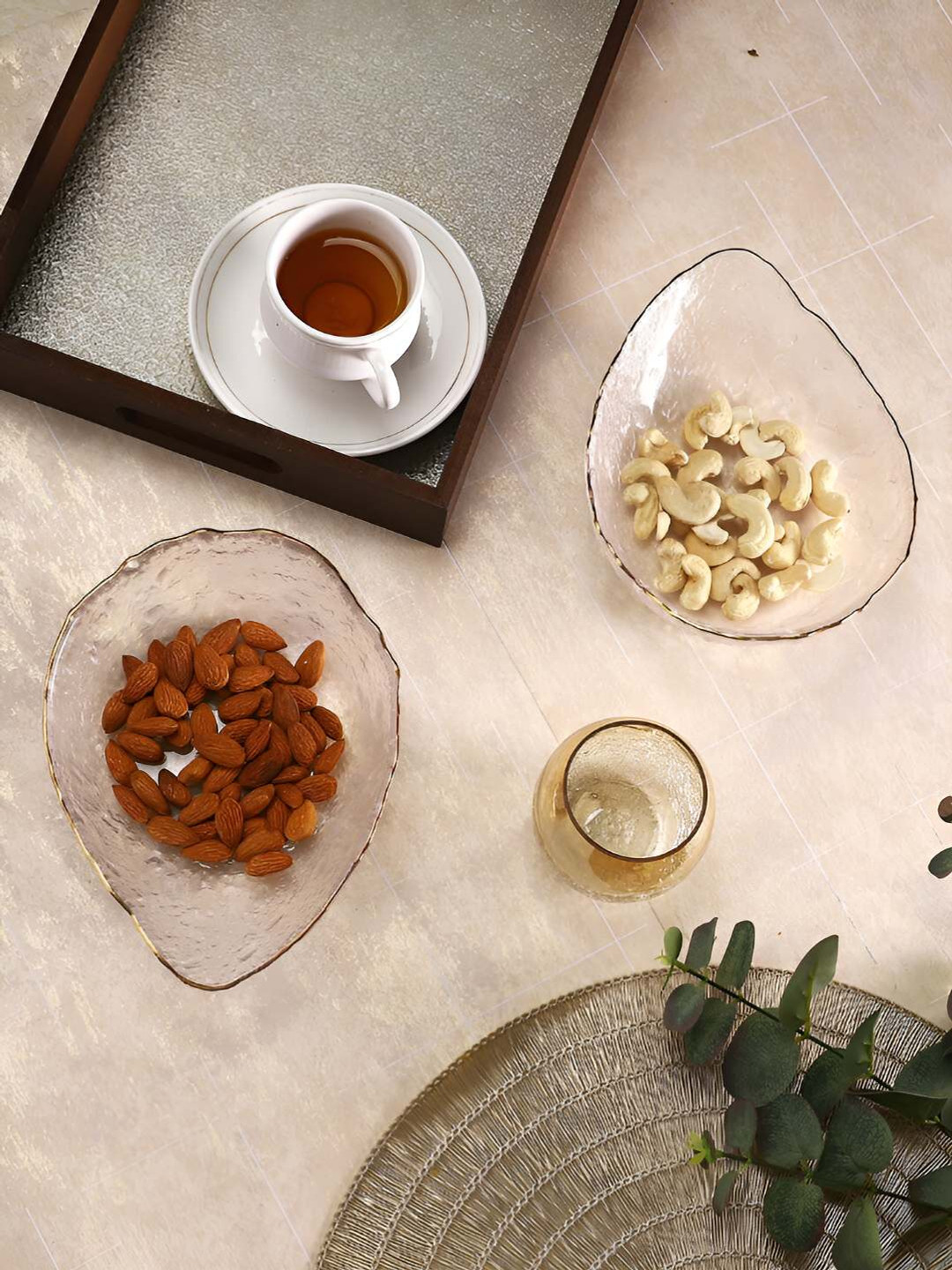 TAYHAA Set of 2 Transparent Almond shaped Serving Bowl