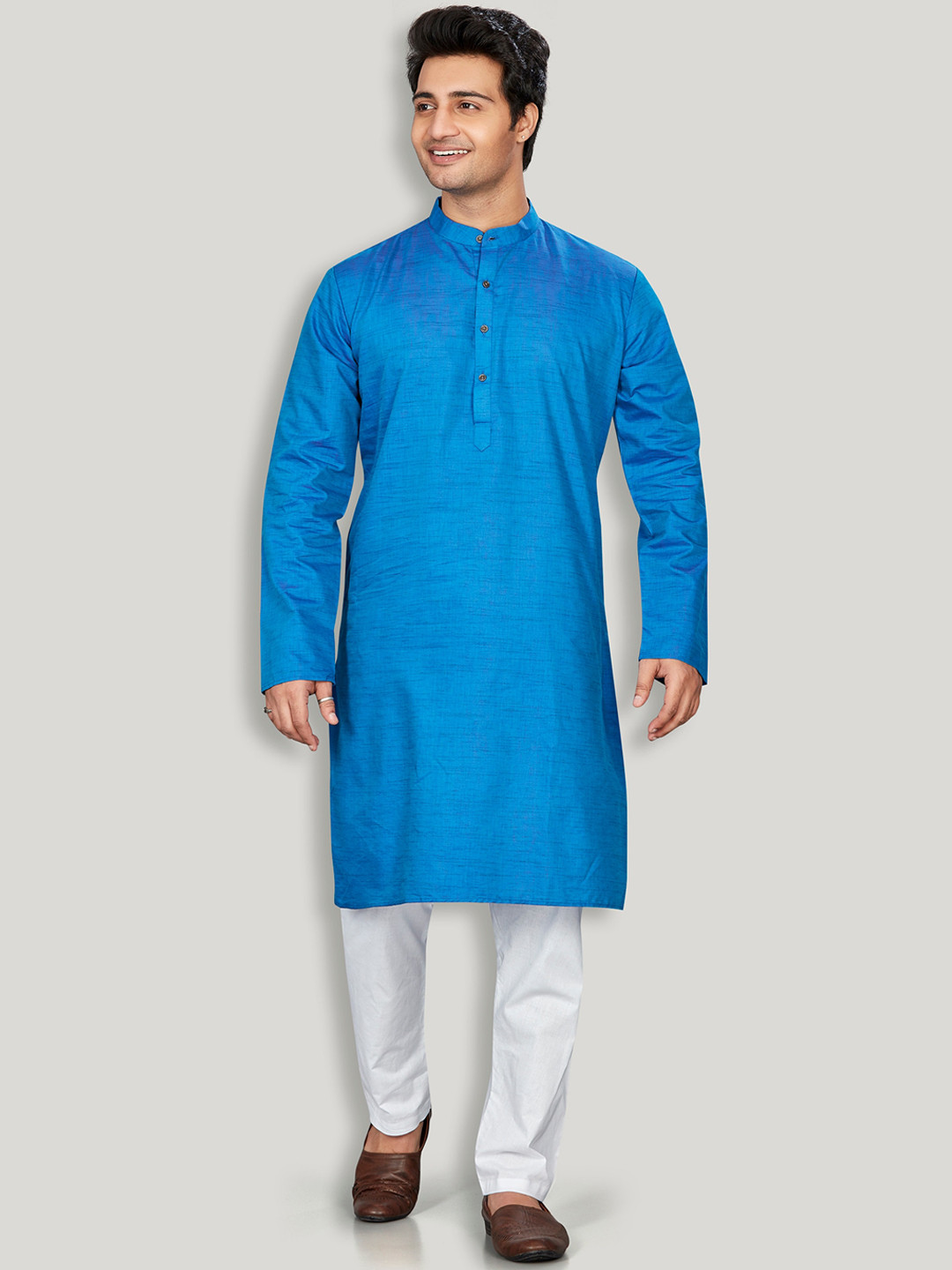 Authentics Mandarin Collar Roll-Up Sleeves Straight Cotton Kurta