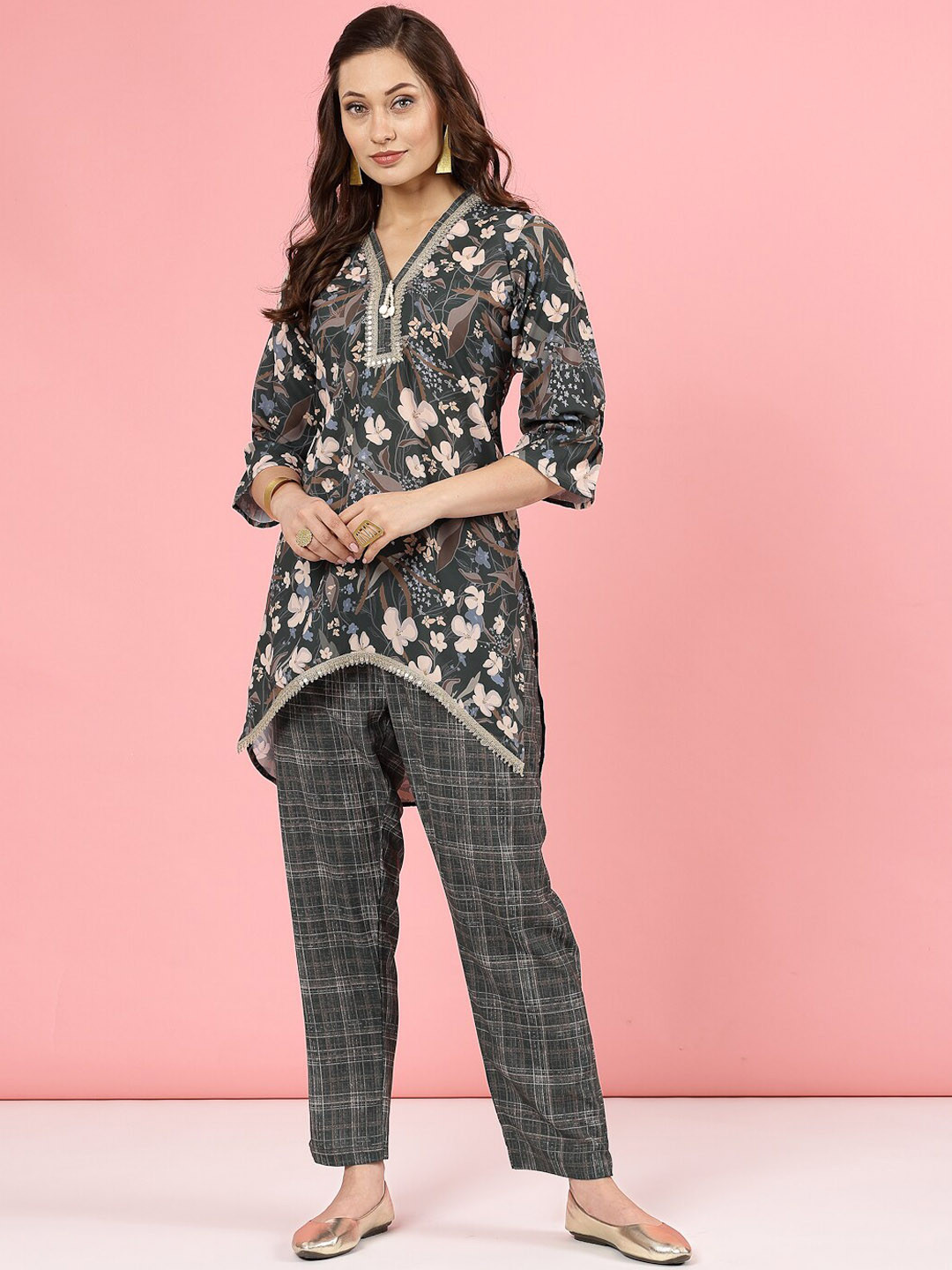 Clora Creation Women Floral Printed Tunic Top with Checke Trousers Co-Ords