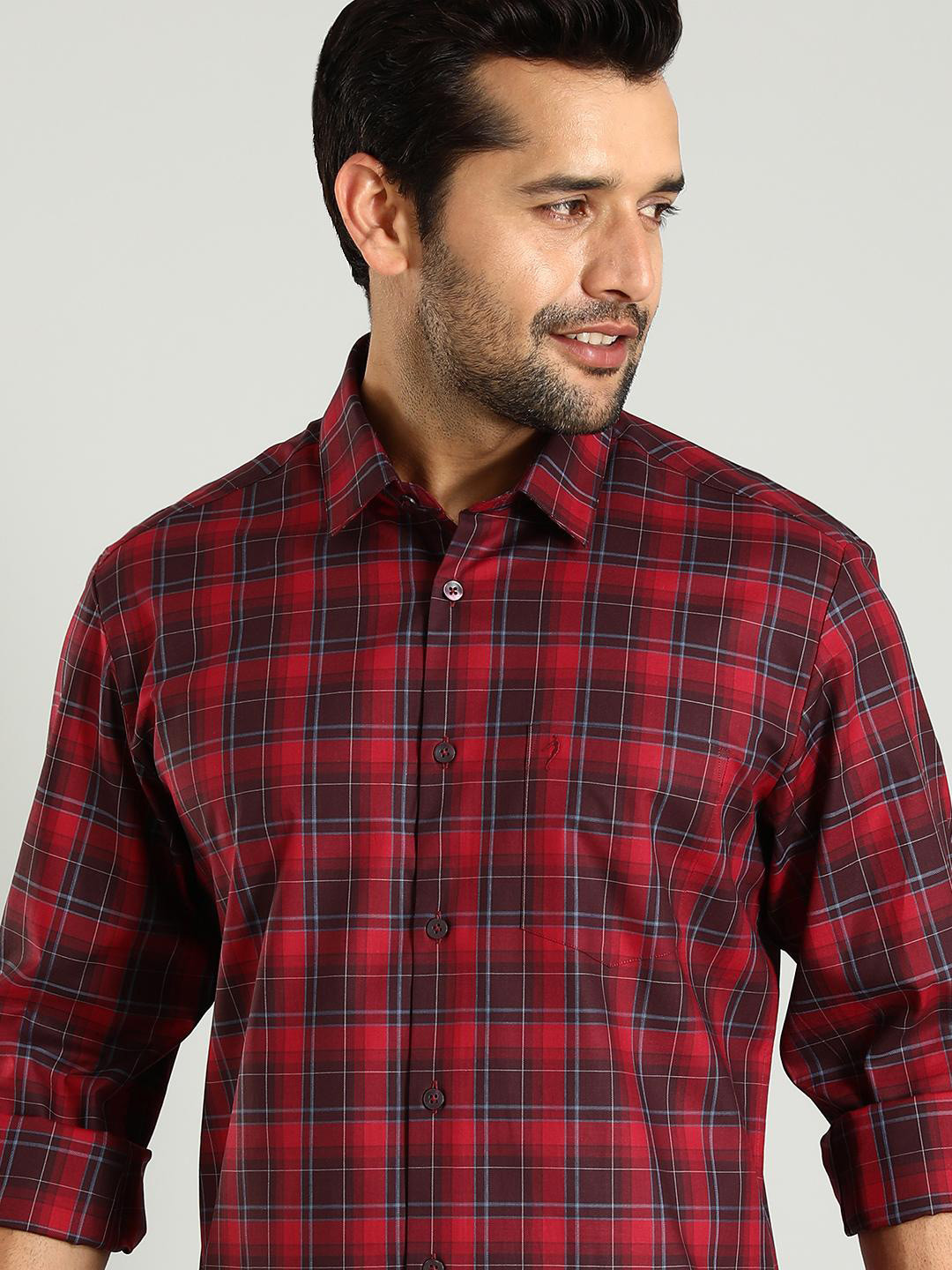 Indian Terrain Classic Slim Fit Tartan Checked Pure Cotton Casual Shirt