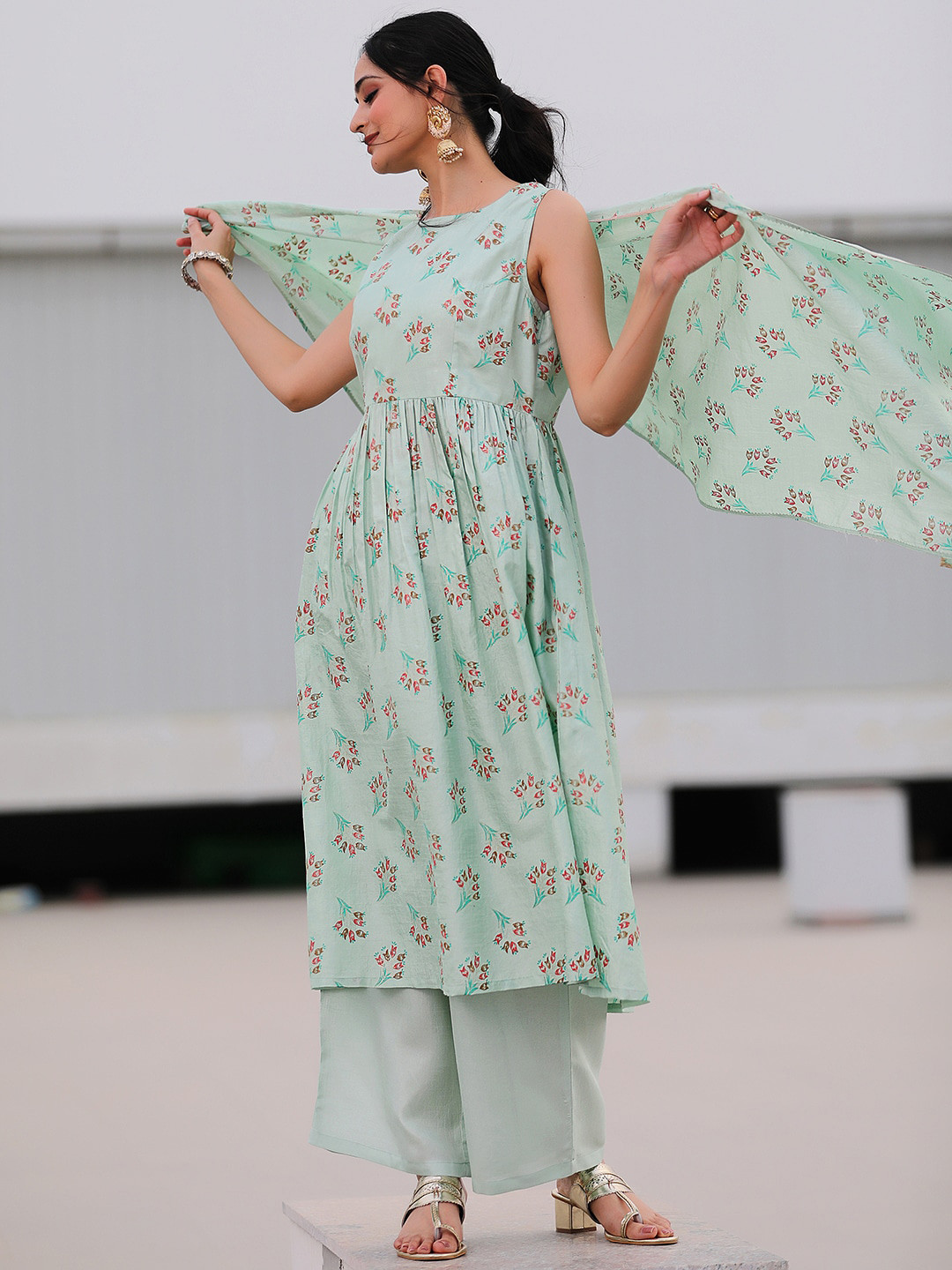 Libas Round Neck Sleeveless Floral Printed Pleated Kurta with Palazzo & Dupatta