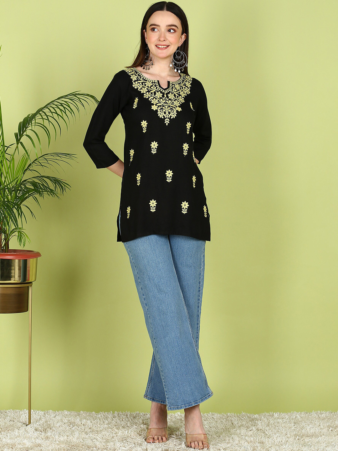 TOP N THREAD Women Ethnic Motifis Chikankari Embroidered Round Notched Neck Kurti