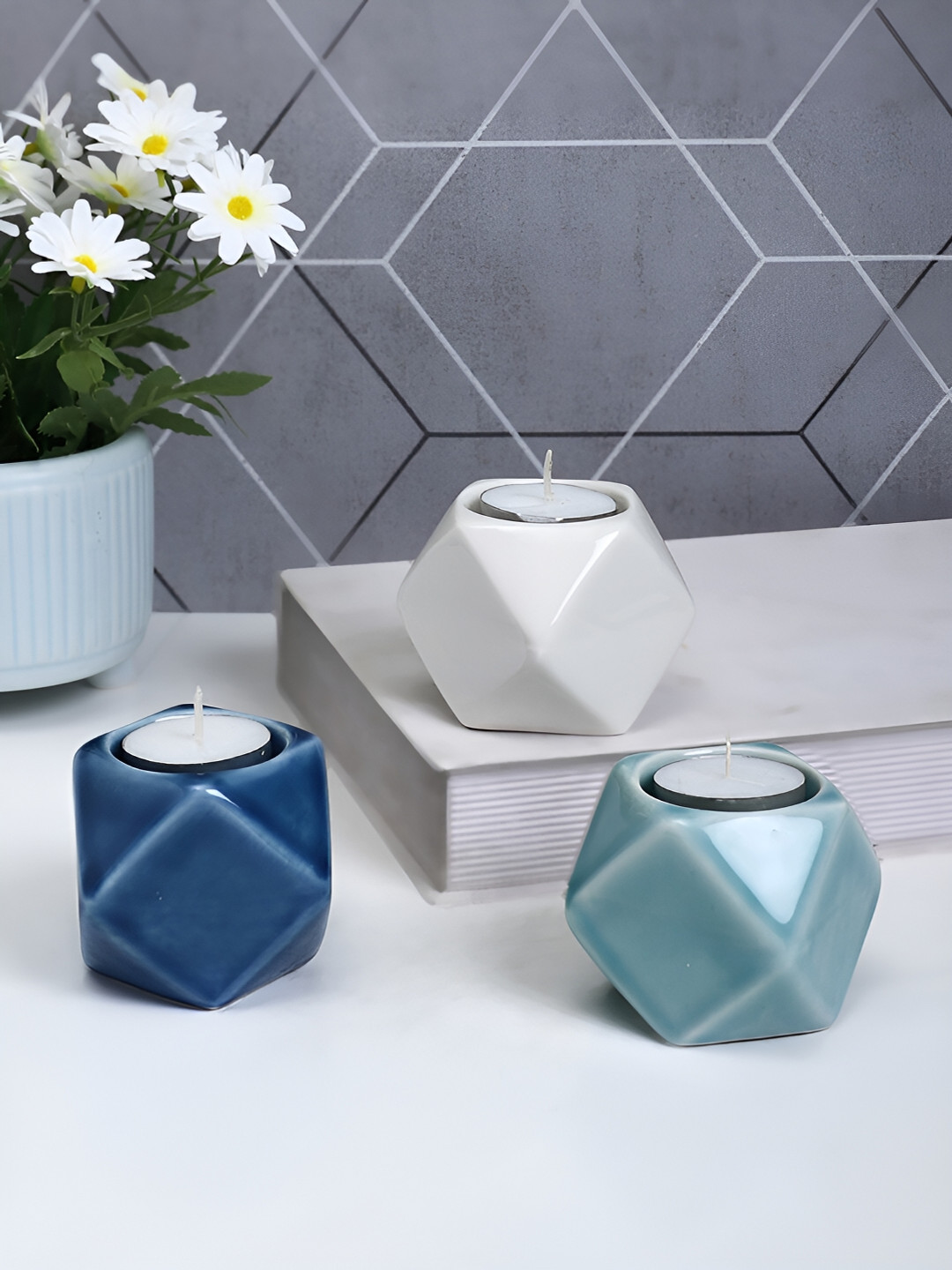 Aura White & Blue 3 Pieces Geometric Ceramic Candle Holder