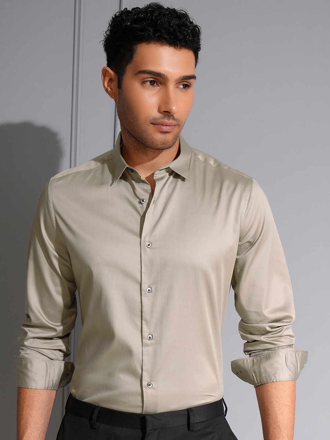LOCOMOTIVE Slim Fit Premium Tan Satin Solid Casual Shirt