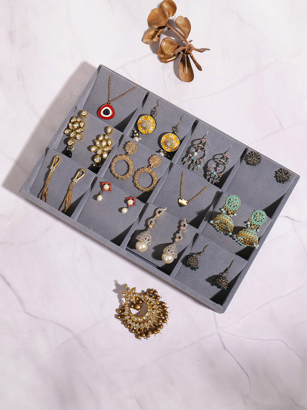 La Trove 2 Slot Grey Velvet Belt Organizer Tray