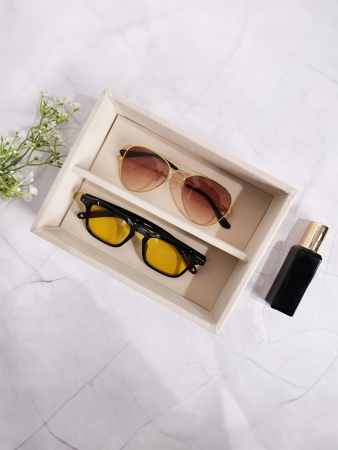 La Trove 2 Slot Cream Velvet Sunglass Organizer Tray