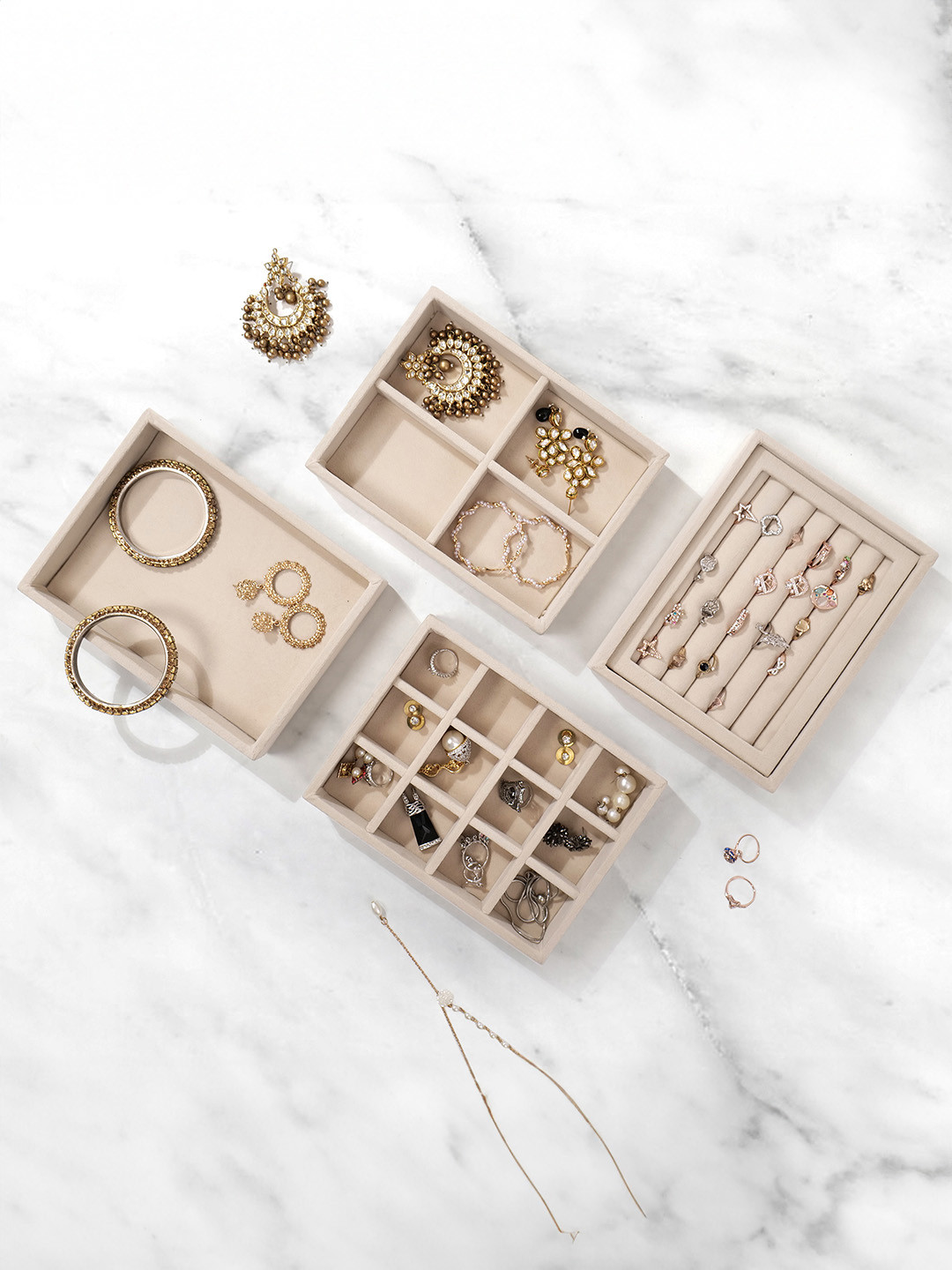 La Trove Set Of 4 Cream Small Jewellery Velvet Organizer Tray