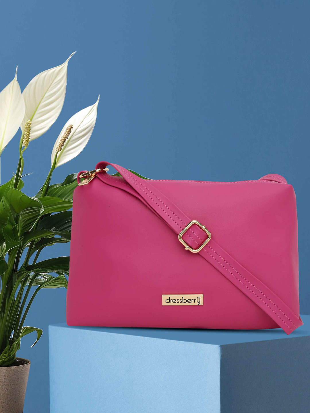 DressBerry Women Solid Structured Sling Bag