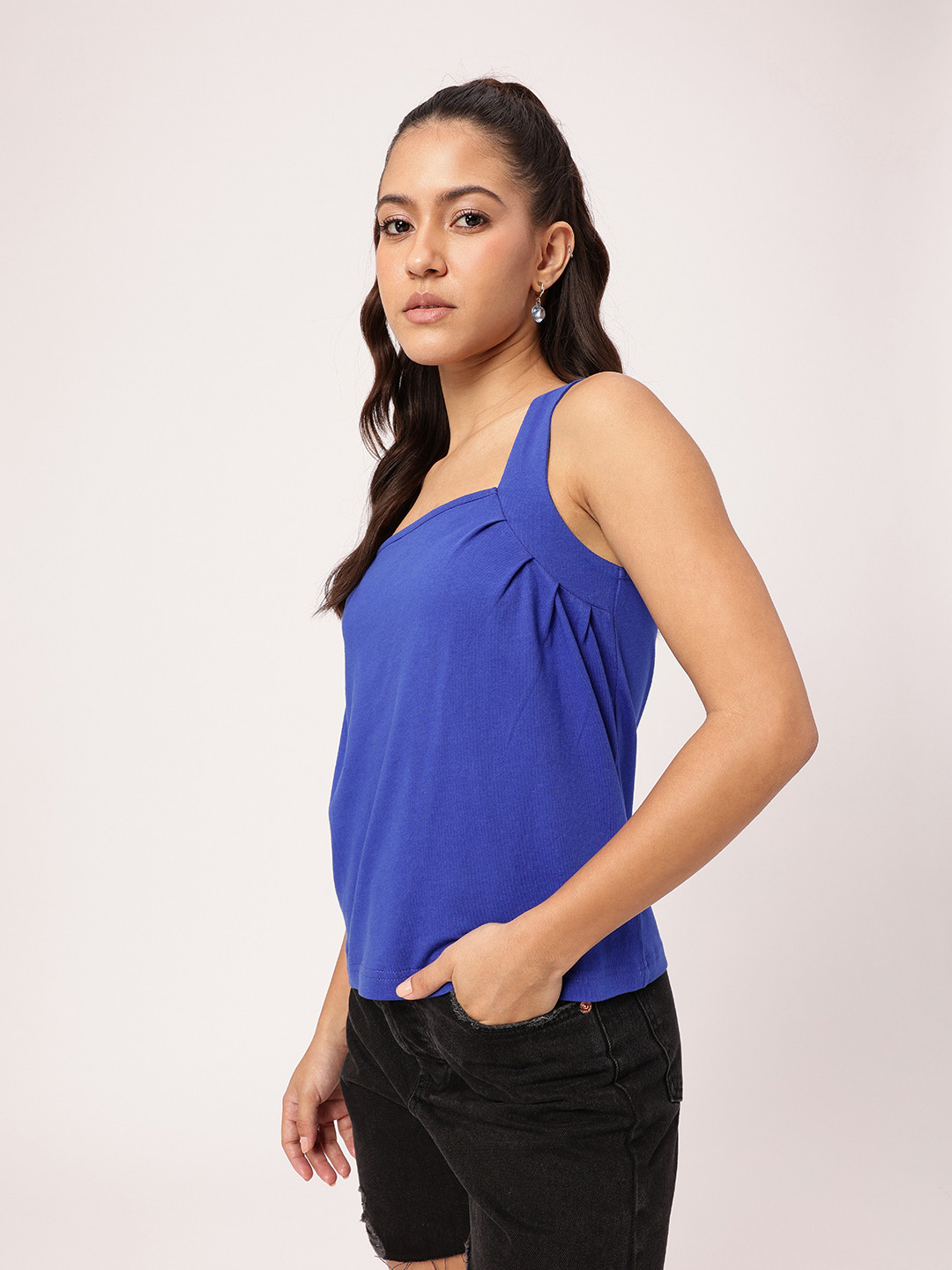 DressBerry X fwd Pleated Detail Sleeveless Top
