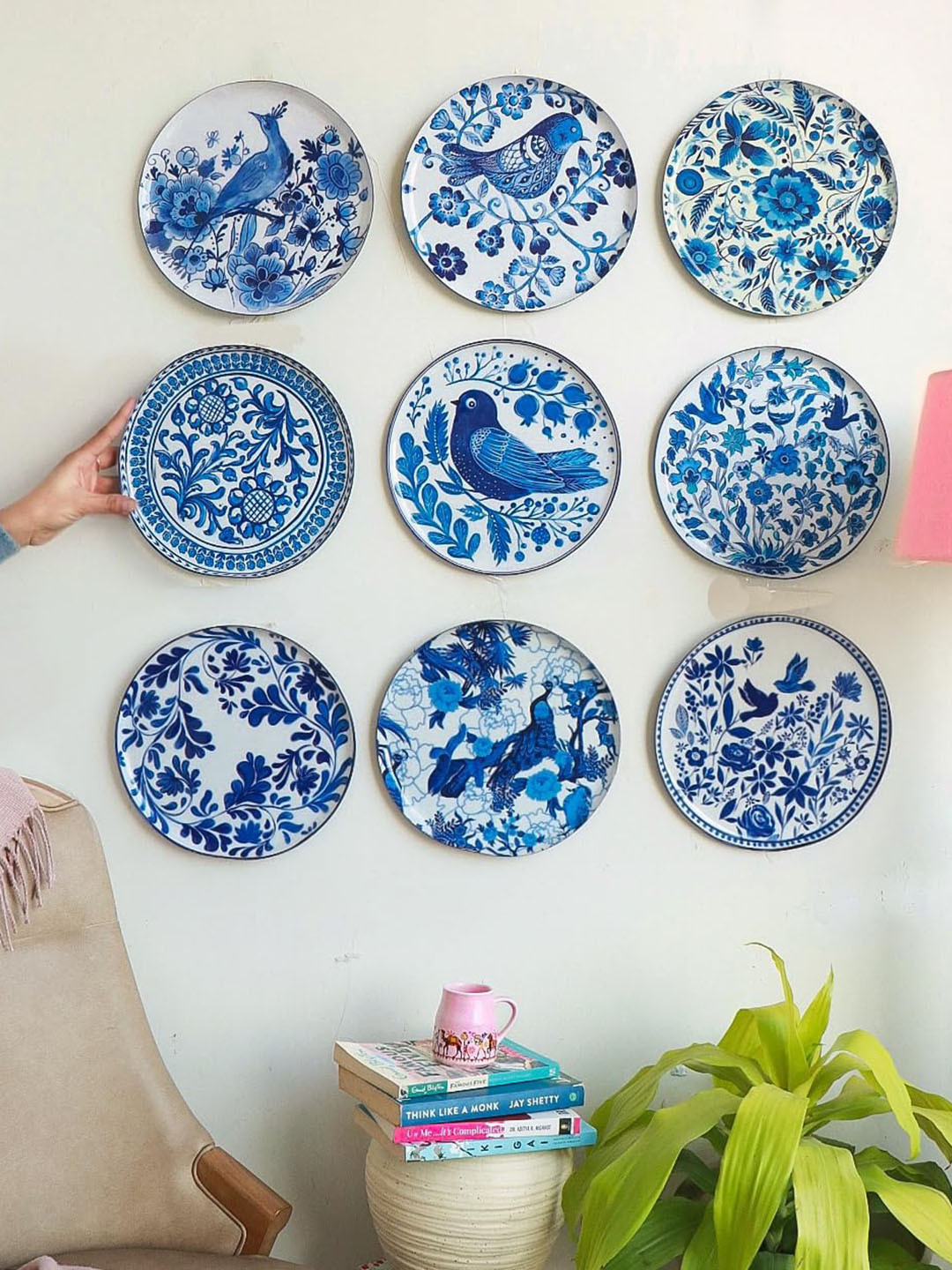 Ritualistic Crafted Ceramics Glossy Hanging Hall 9Pcs Wall Plates-10In